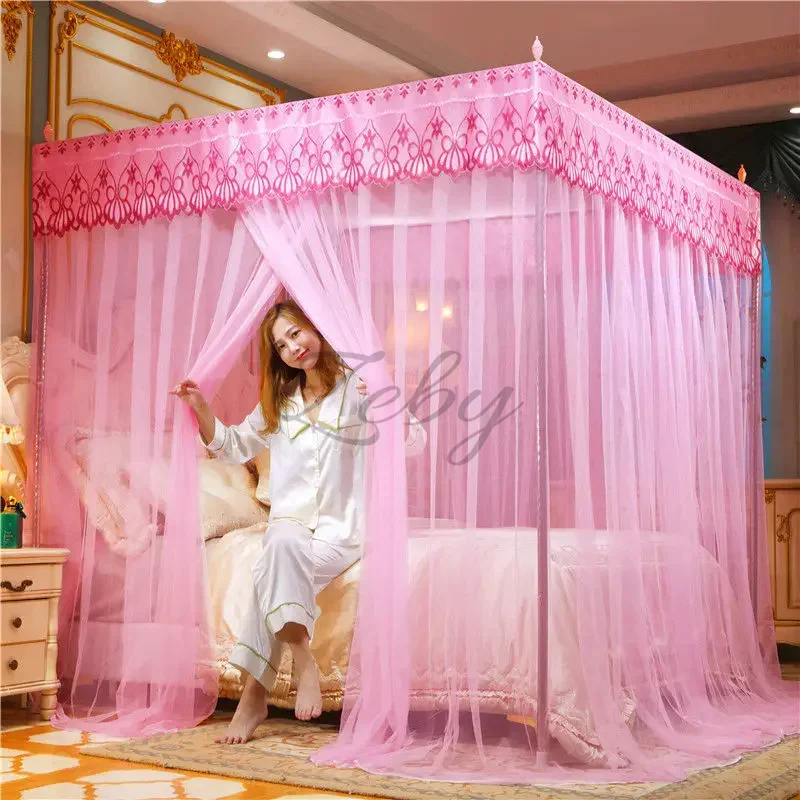 Conjunto de mosquiteiro estilo palace rosa adicionando romance ao quarto de hóspedes