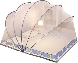 Adulto usando mosquiteiro pop-up 160×190cm em cama king size