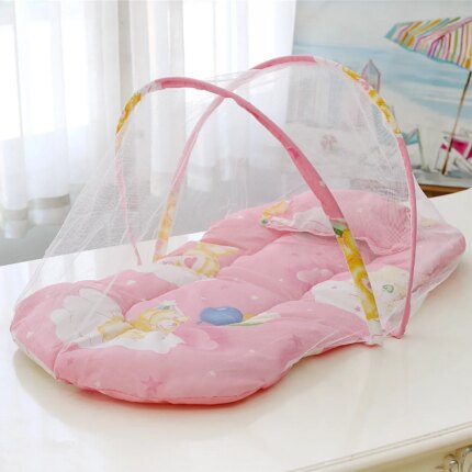 Portable foldable mosquito net for crib set up in a nursery