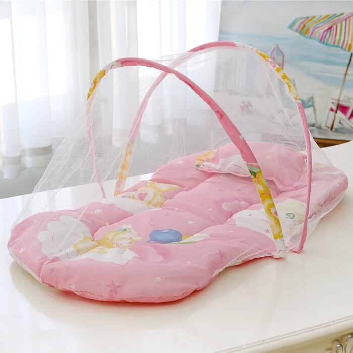 Portable foldable mosquito net for crib set up in a nursery