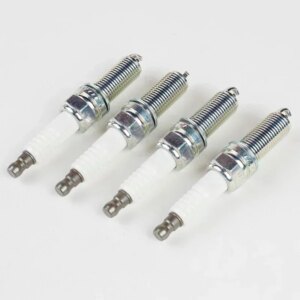 Juego de 4 bujías Luzgoo 18843-10062 LKR6D10E para Kia y Hyundai